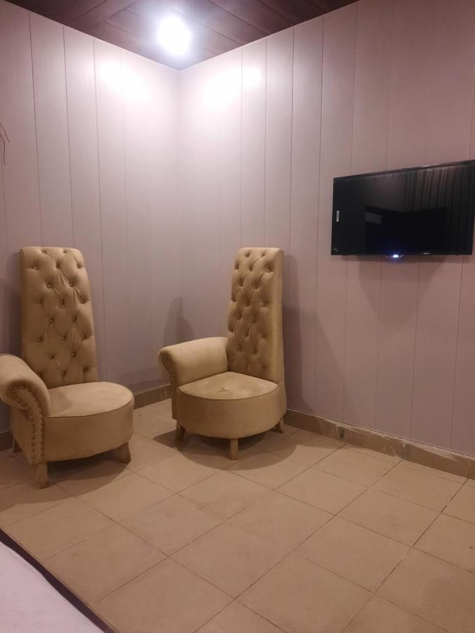 Royal Fort Executive Hotel Gulberg Lahore Exterior foto